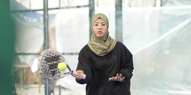 8 Potret Natasha Rizky Tanding Padel, Gak Juara tapi MVP