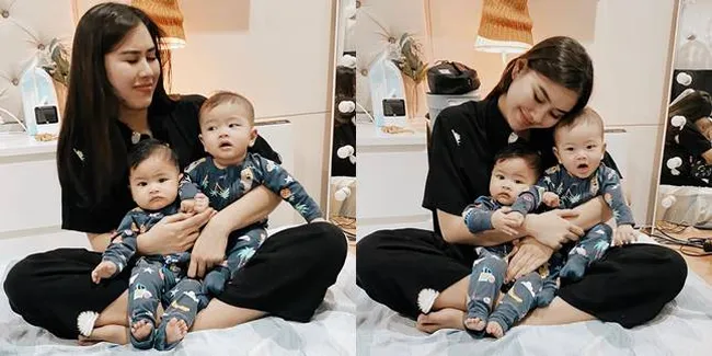 8 Potret Syahnaz Sadiqah dan Anak Kembarnya yang Susah Banget Diajak Berfoto
