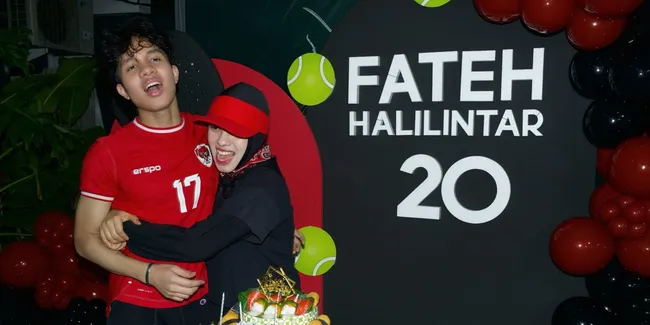 8 Potret Ultah Fateh Halilintar, Tema Padel - Habis Perayaan Lanjut Main
