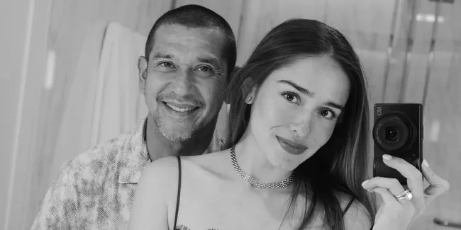 8 Potret Yasmine Wildblood Rayakan Anniversary ke-12, Tulis Pesan Menyentuh untuk Suami