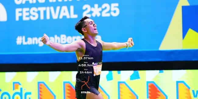 9 Potret Daffa Wardhana Pamer Momen Seru Ikut Jakarta Running Festival, Nikmati Half Marathon