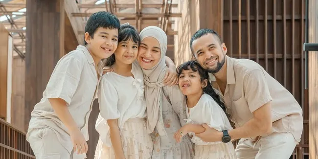 Adam Anak Shireen Sungkar Wisuda Hafalan Juz 30, Cita-Citanya hafidz Quran yang Jadi Astronot