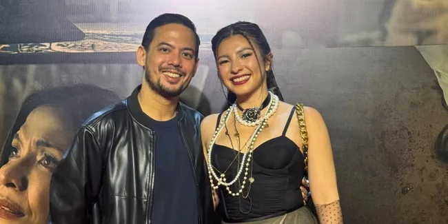 Adilla Dimitri Dukung Shalom Razade di Premiere Film MALAM 3 YASINAN