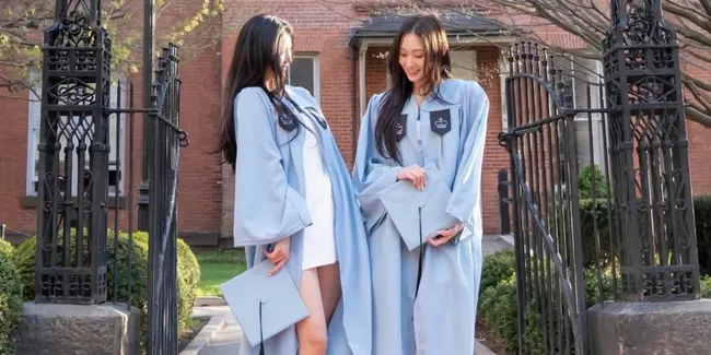 Annie ALLDAY PROJECT Wisuda di Columbia University, Tarzzan Datang