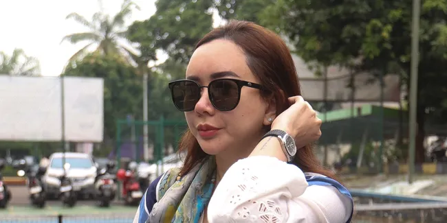 Aura Kasih Didekati Banyak Pria, Pasang Syarat Mutlak Selektif Cari Suami Baru