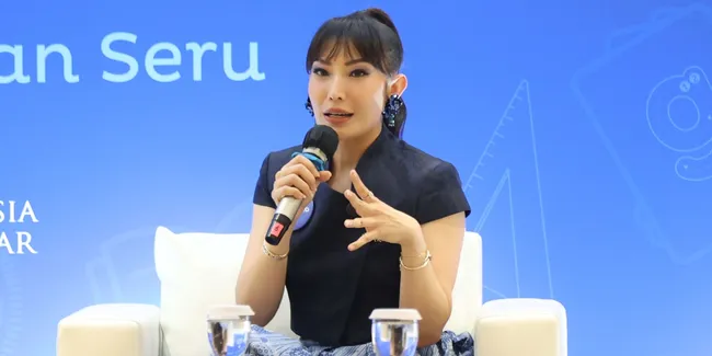 Ayu Dewi Dukung Pemerataan Pendidikan Lewat Pembelajaran yang Menyenangkan dari Orangtua Kepada Anak