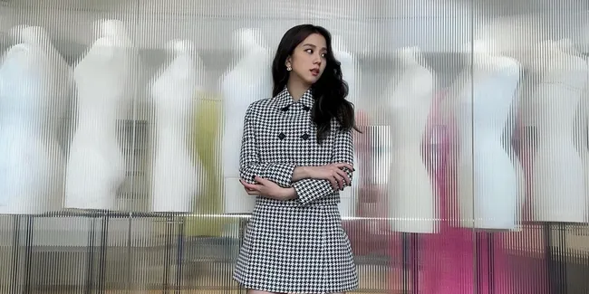 Bak Ratu Dior, Beginilah Potret Jisoo BLACKPINK Saat di Paris yang Bikin Meleleh