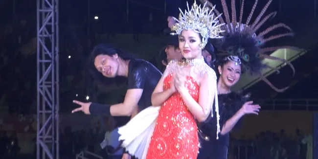 Balasan Gigi, Dewi Gita, dan Ran Atas Gemuruh Penonton di Stadion