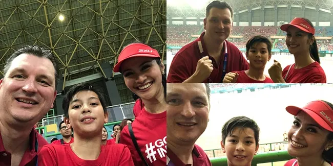 Bersama Keluarga, Maudy Koesnaedi Lihat Timnas Sepak Bola Tanding
