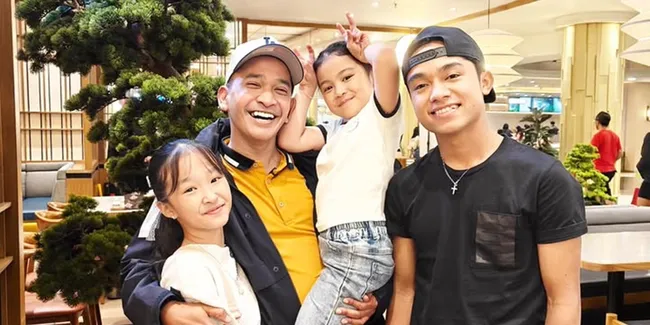 Betrand Peto Kini Tinggal Bareng Ruben Onsu, Ungkap Alasannya