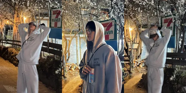 Bikin Jatuh Cinta Berkali-Kali, Joshua SEVENTEEN Unggah Foto Bak Pacar  Sambil Menikmati Bunga Sakura 