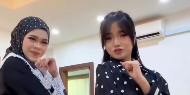 Bukti Zahra Sima dan Fuji Sefrekuensi, Kompak Kayak Kakak Adik