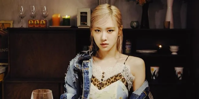 Cantik dan Penuh Talenta! 10 Fakta Menarik Rose BLACKPINK Ini Bakal Bikin Kamu Makin Jatuh Cinta - Kalahkan 700 Kontestan di Audisi YG Entertainment