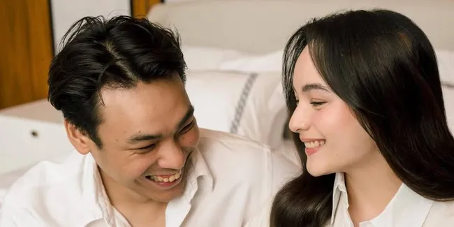 Chelsea Islan Hamil, Umumkan Kabar Bahagia di Hari Ultah Rob Clinton Cardinal