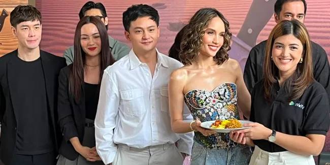 Cinta Laura Perankan Dua Karakter di 'SLEEPING WITH THE ENEMY', Akui Jadi Tantangan Baru