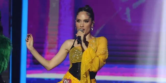 Cinta Laura Suarakan Pemerataan Pembangunan Usai Sambangi Pedalaman Papua