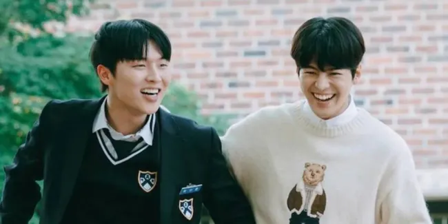 Deretan Aktor Korea yang Sukses dengan Peran Bromance Terbaik
