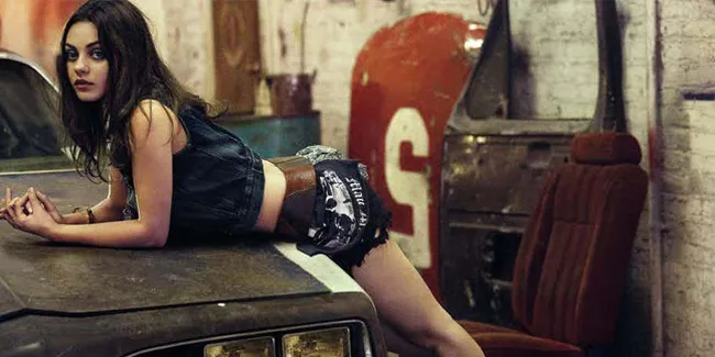 Deretan Seleb Ini Tampak Cantik & Seksi Dengan Balutan Hotpants