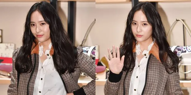 Fashion Krystal di Event COACH, Rambutnya Sedikit Bergelombang