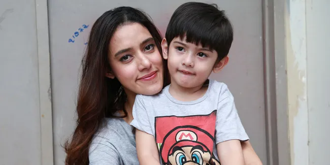FOTO: Anak Fairuz A Rafiq-Galih Ginanjar, Gantengnya Bikin Gemes!