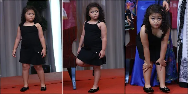 FOTO: Dress & Sepatu Cantik! Bukti Amora Adalah Sosialita Kecil