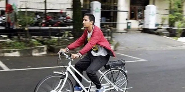 FOTO: Emmeril Kahn, Anak Ridwan Kamil Yang Sangat Bersahaja