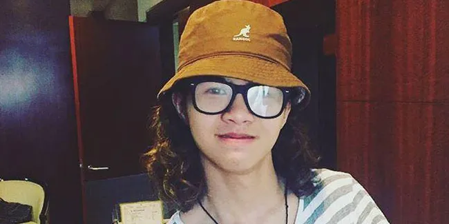 Foto: Fashion Dul Jaelani, Hobi Pakai Gaya Casual dan Klasik!