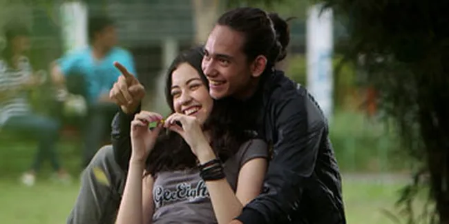 Foto-Foto 18 PLUS PLUS FOREVER LOVE