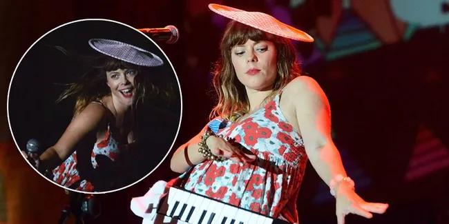 FOTO: Hamil Besar, Lenka Tampil Sangat Atraktif di JGTC 2015