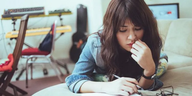 FOTO: Intip Isi Apartemen Raisa Yuk, Nyaman & Instagram-able!