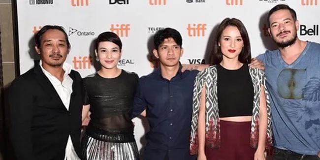 FOTO: Julie Estelle Ketemu Leonardo DiCaprio di TIFF 2016 Kanada