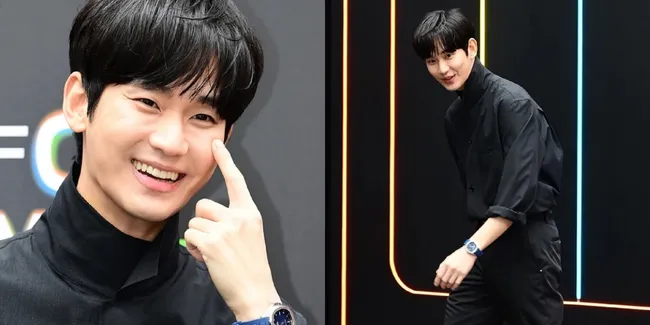 Foto Kim Soo Hyun Pose Gemes Buat Fans di Event Jam Tangan, Visual di Dunia Nyata Makin Bikin Jatuh Cinta