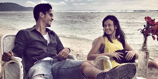 Foto: Kimberly Ryder & Edward Akbar Nikmati Liburan di Gili