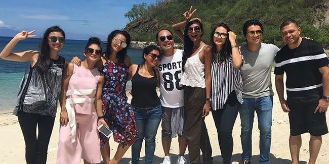 Foto: Luna Maya dan Raline Shah Berlibur ke Dili Bersama KD