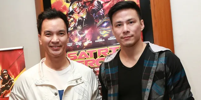 FOTO: Pemain Film 'SATRIA HEROES' Diserbu Anak-Anak Saat Nobar!