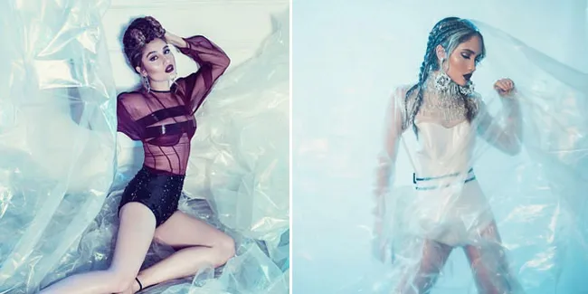 FOTO: Pemotretan Terbaru Cinta Laura, Seksi Dibungkus Plastik