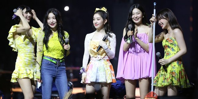 Foto Penampilan Red Velvet di Festival Allo Bank 2022, Cantiknya Benar-Benar di Luar Nalar