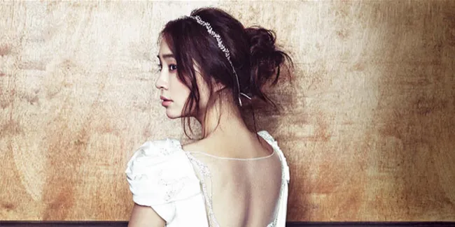 Foto Pernikahan Lee Min Jung Diabadikan di Elle Korea