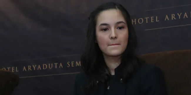 FOTO:Tarik Busur Panah, Chelsea Islan Bidik Tepat Jantung Hatimu!