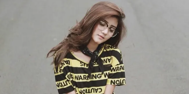 Gaya Outfit Ghea Youbi saat Usia 15 Tahun, Modis Sejak Dulu