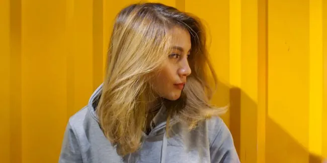 Girindra Kara, si Cantik Pujaan Vino G Bastian di 'PUNK IN LOVE'
