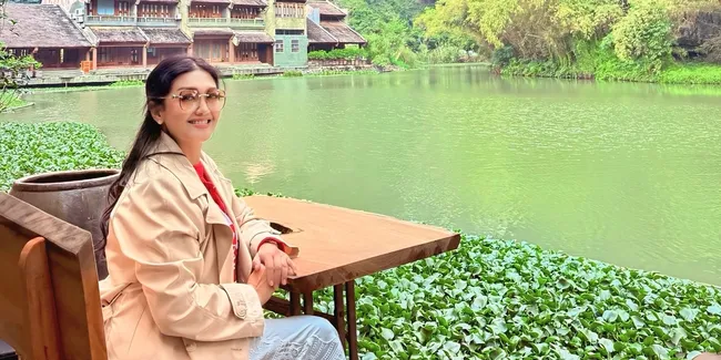 Girls Only, Bella Saphira Liburan Bareng Bestie ke Vietnam
