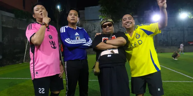 Grup Podcast Grindboys Gelar Fun Football Bareng Komunitas Penggemar