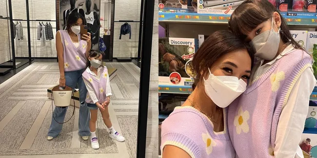 Ibu dan Anak Kencan, Ini 8 Potret Gisella Anastasia dan Gempi yang Bikin Gemas Banget Pakai Baju Couple - Lucu Abis
