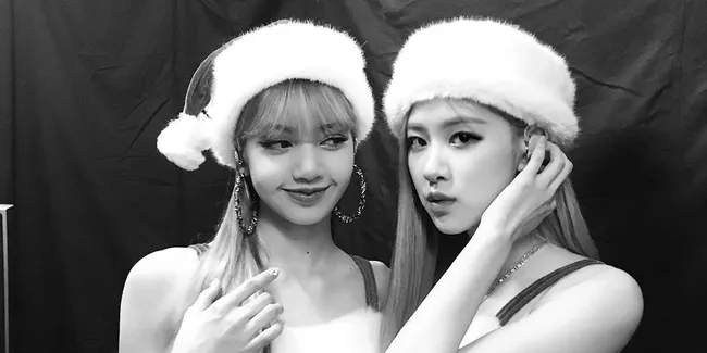 Intip Keseruan Rose dan Lisa Main di Universal Studio Hollywood