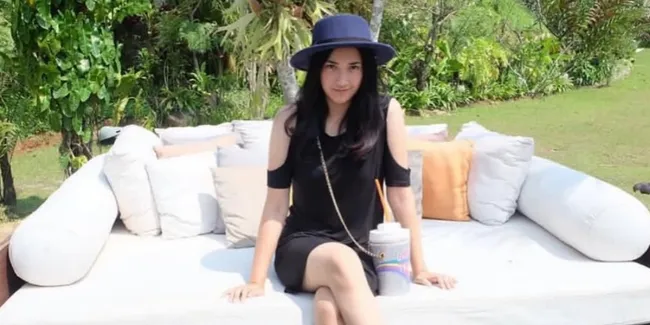 Intip Nadya Arina Versi Remaja, Cantiknya Konsisten - Punya Gaya Nyentrik
