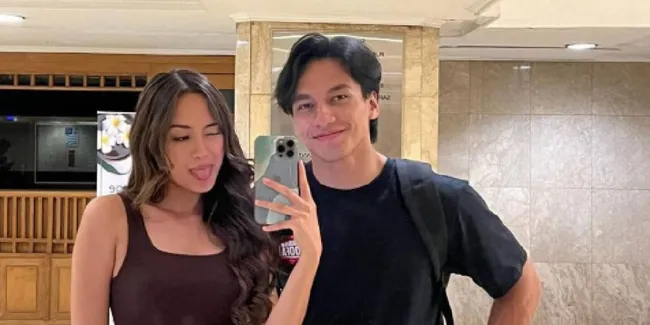 7 Potret Romantis Jefri Nichol dan Caitlin Halderman dalam 'SURAT CINTA UNTUK STARLA THE SERIES', Bakal Bikin Penonton Baper!