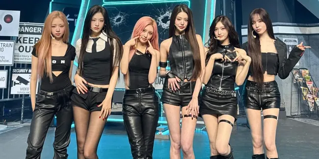 IVE Tampil Memukau untuk Sampul Majalah 'Cosmopolitan' edisi Maret