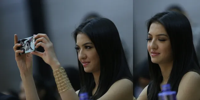 Jadi Juri di Ajang Kecantikan, Raline Shah Malah Sibuk Selfie?
