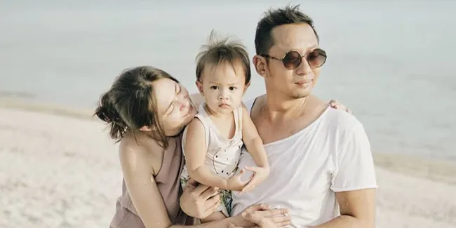 Jalan-Jalan Seru Keluarga Ringgo di Bali & Hang Out Bareng Sekala